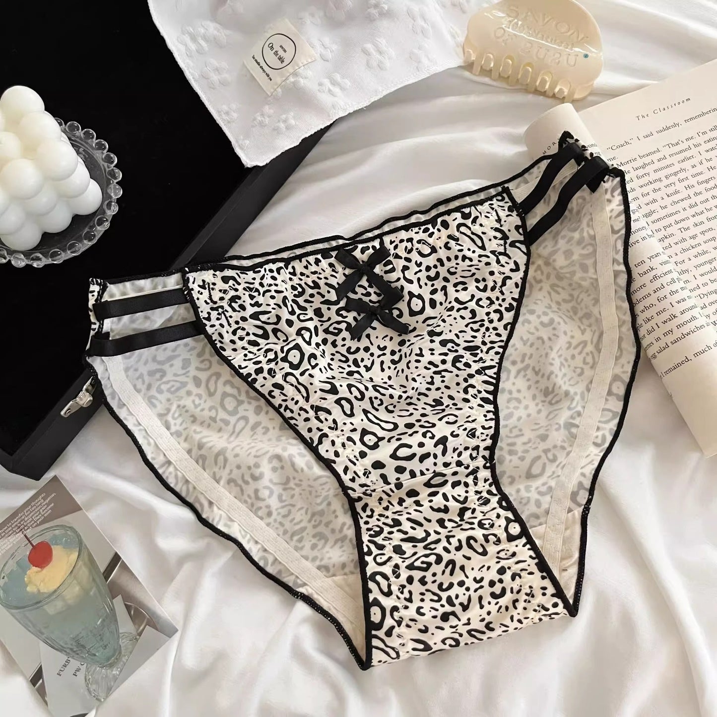 Satin Bow Cutout Briefs (4 Packs)