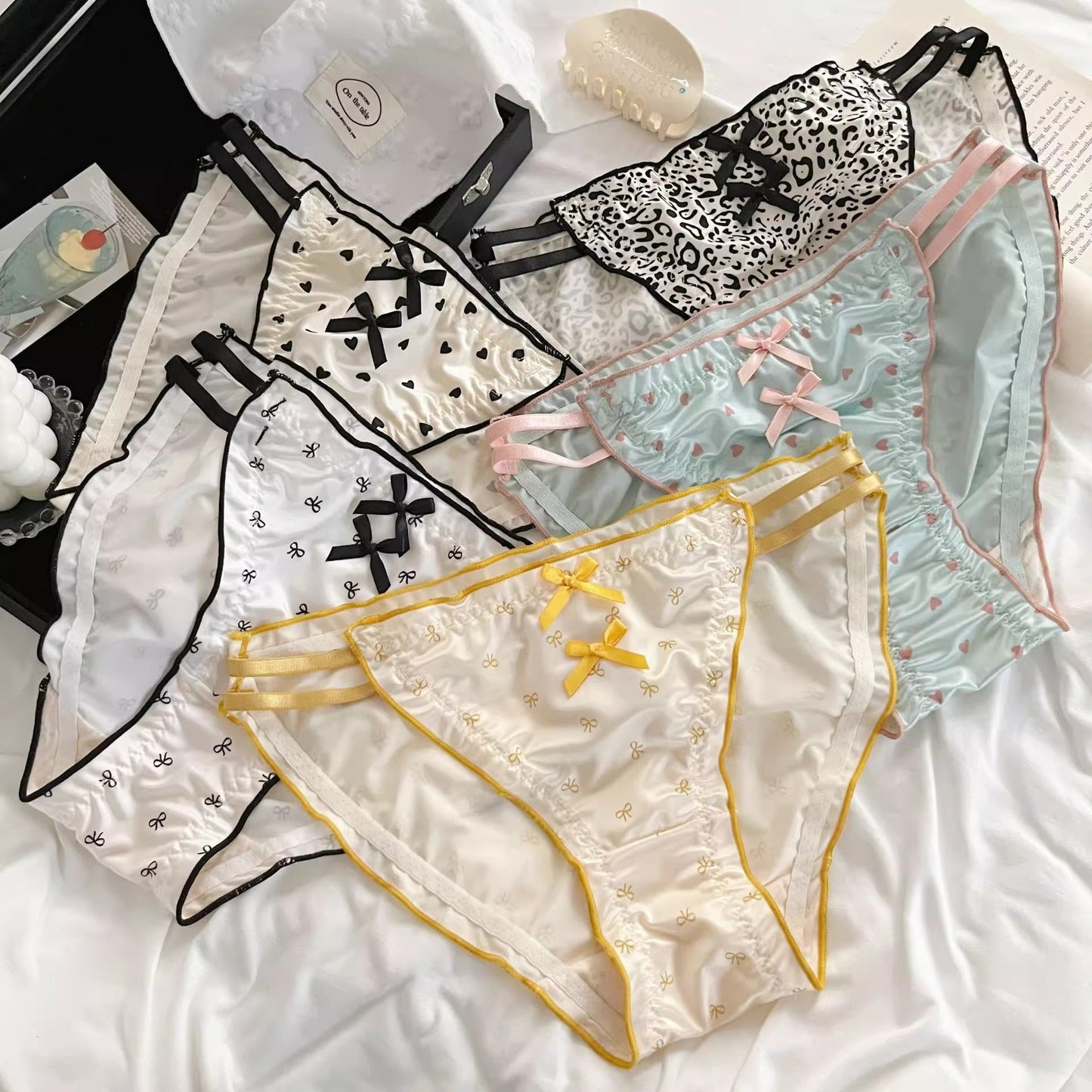 Satin Bow Cutout Briefs (4 Packs)