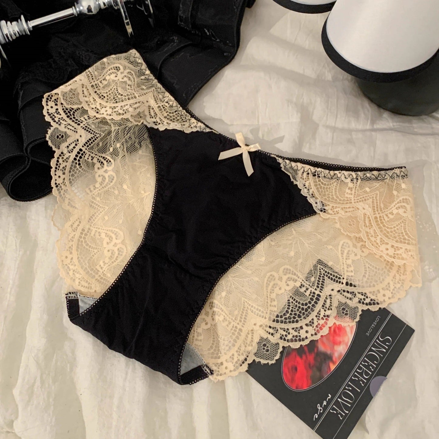 Lace & Bow Briefs (4 Packs)