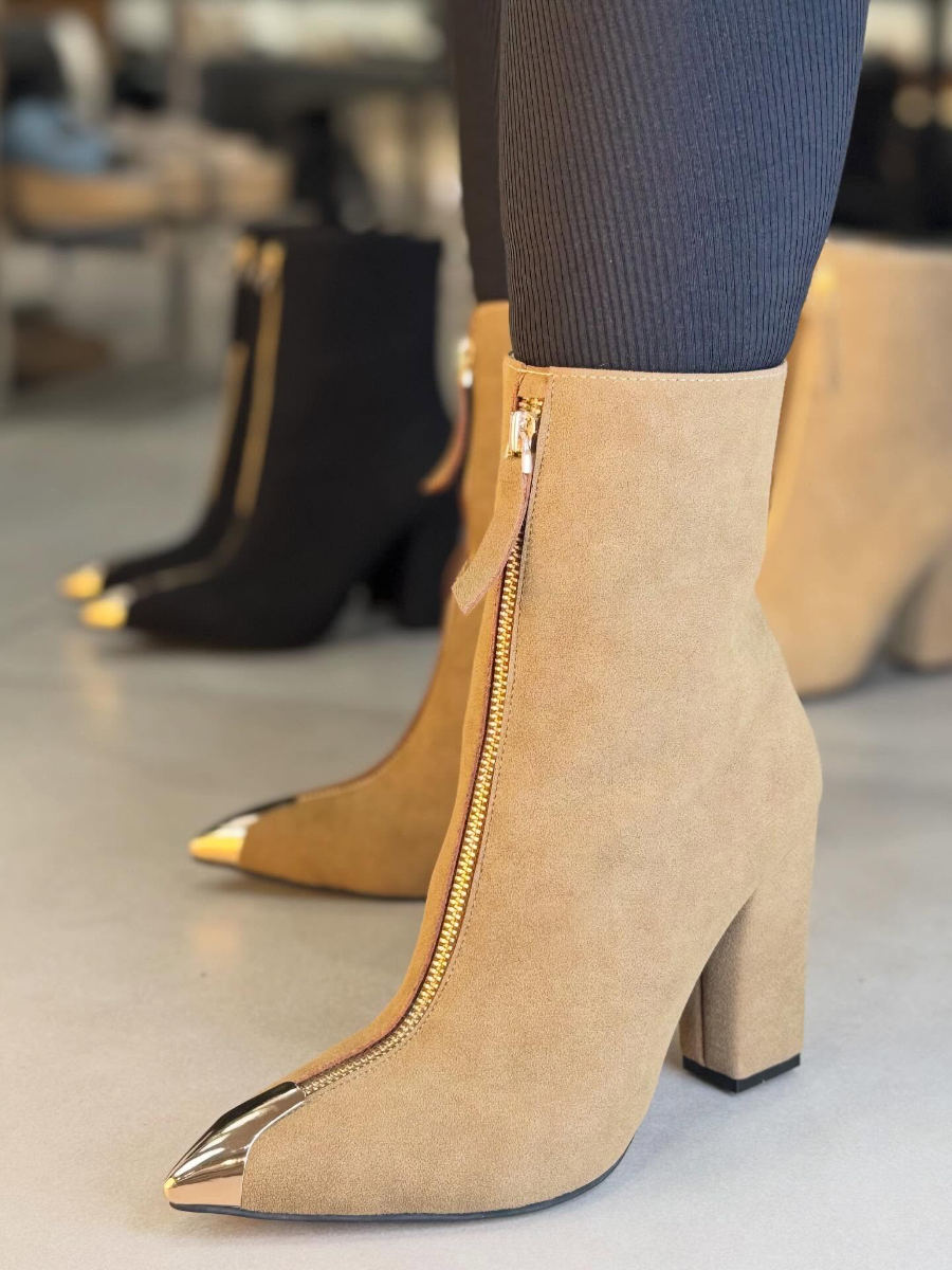 Metal-toed Front Zipper Boots