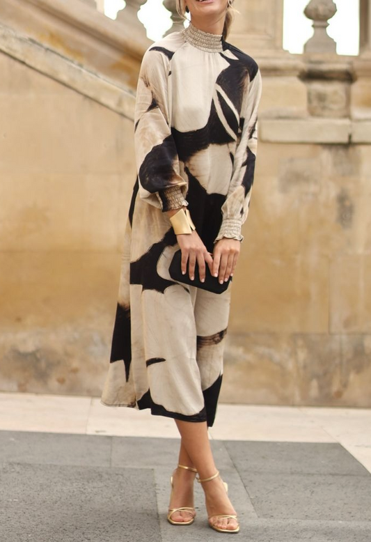 Groovy Round Neck Print Midi Dress